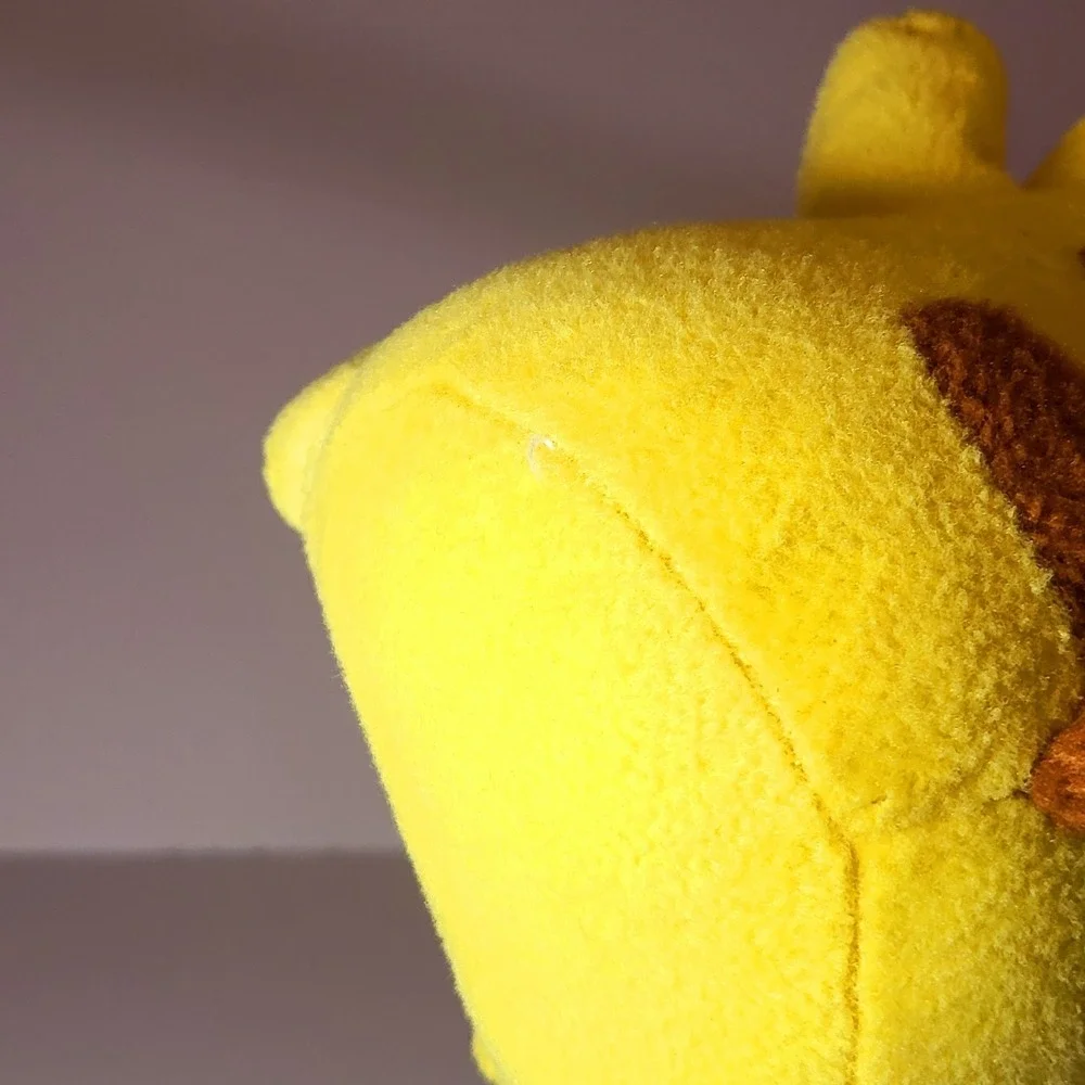 Pokémon Pikachu Plush 12